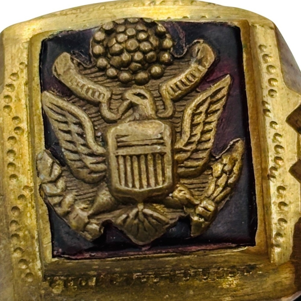 Vintage US Army Military Signet Ring Great Seal Eagle Gold Tone Mens Size 10.5